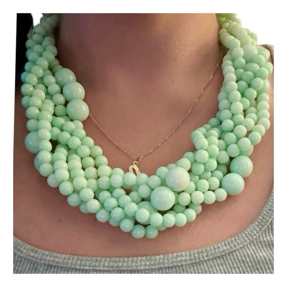 Vintage Mint Green Multi Strand Lucite Beaded Necklace 18”, Mod‎ Style 60’s
